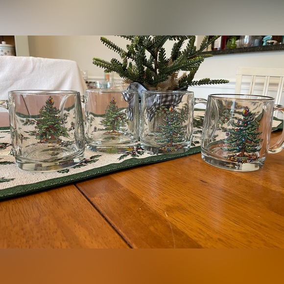 Spode 🎄Christmas Tree Glass Mugs, Set of 4 - Picture 4 of 4